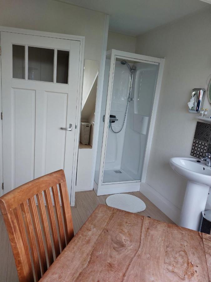 Bed & Breakfast D'Ouwe Smidse Kamperland Exterior foto