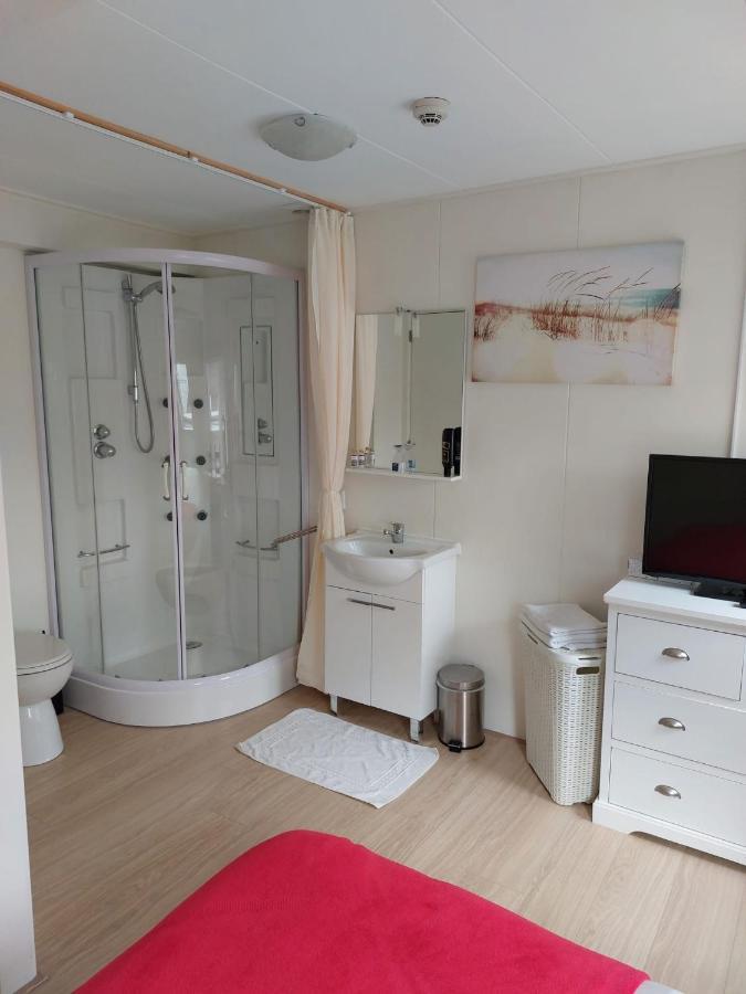 Bed & Breakfast D'Ouwe Smidse Kamperland Exterior foto
