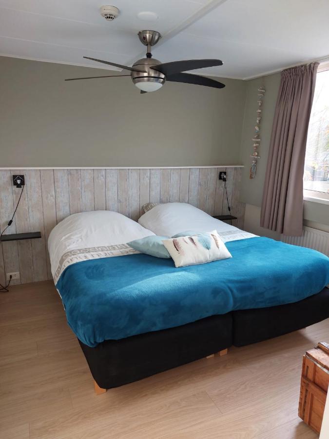 Bed & Breakfast D'Ouwe Smidse Kamperland Exterior foto
